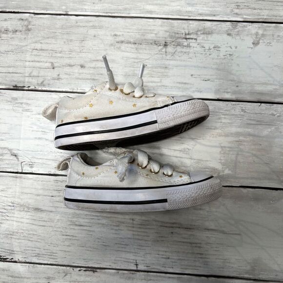 Converse baby white and black rim and gold stars  5 - Picture 2 of 6